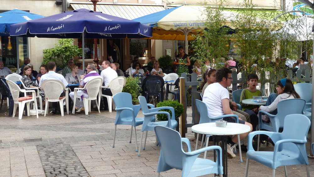 201105_NE/2011-05-20 16-40-20_NeiEttelbruck2011.JPG